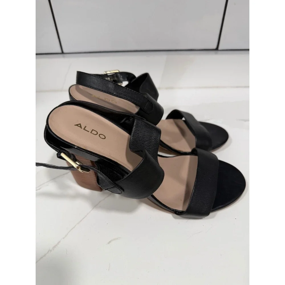 Aldo Womens Black Leather Block Heel Ankle Strap Sandals Gold Buckle Size 9